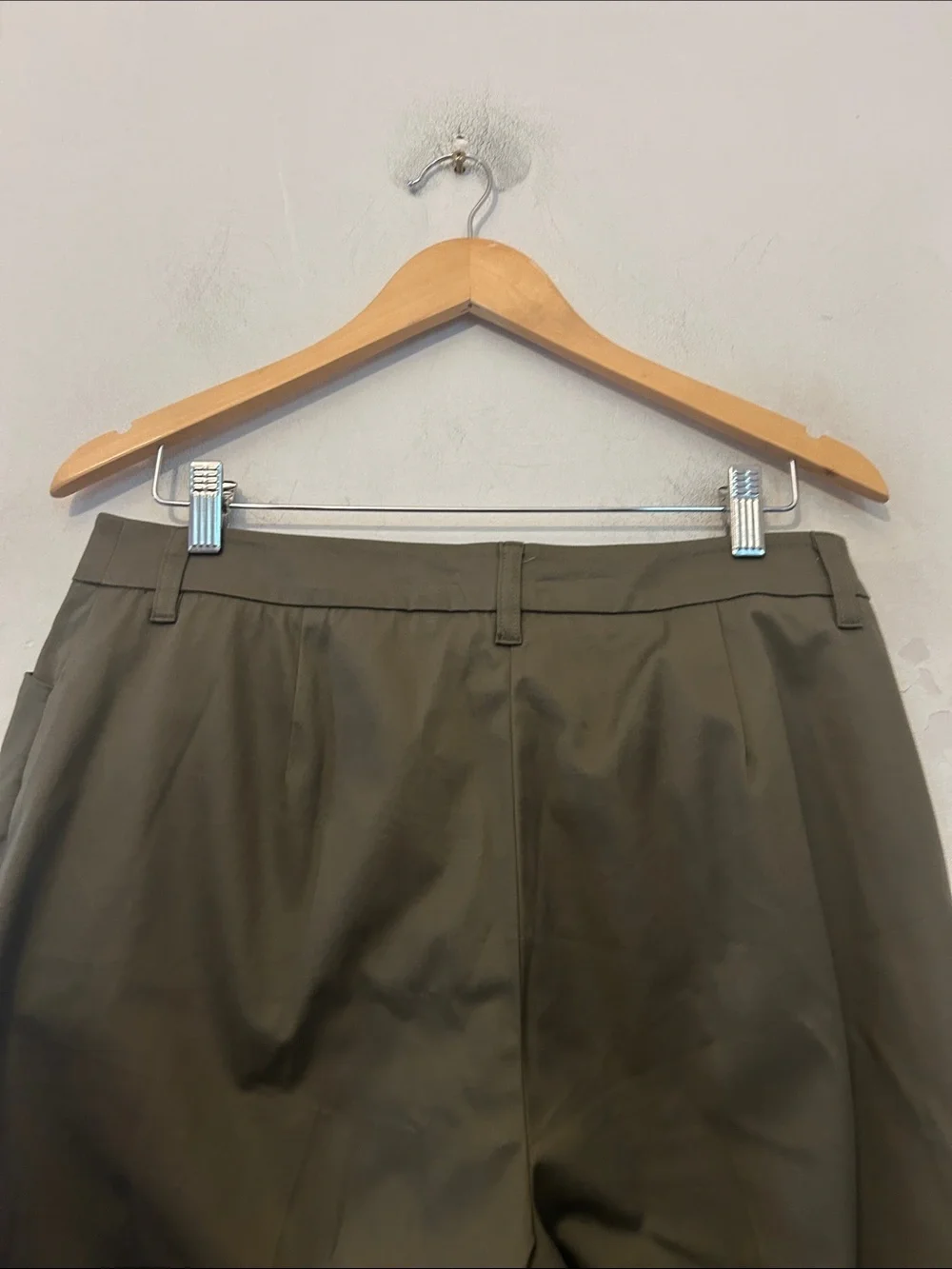 Jones New York Olive Green Pants Size 10 EUC